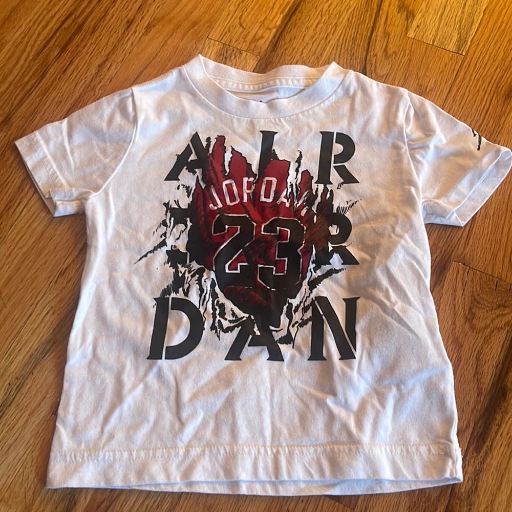 Jordan t shirt